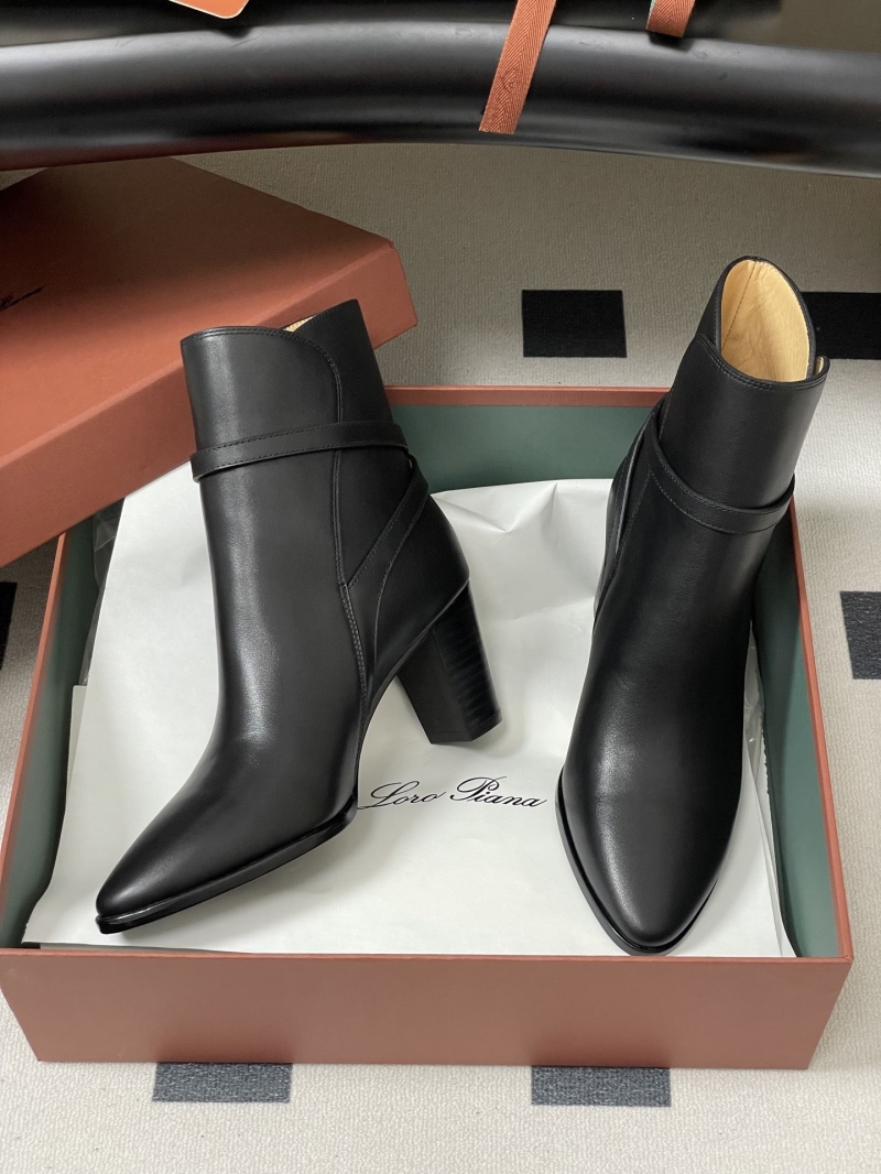 L0r0 P1ana boots